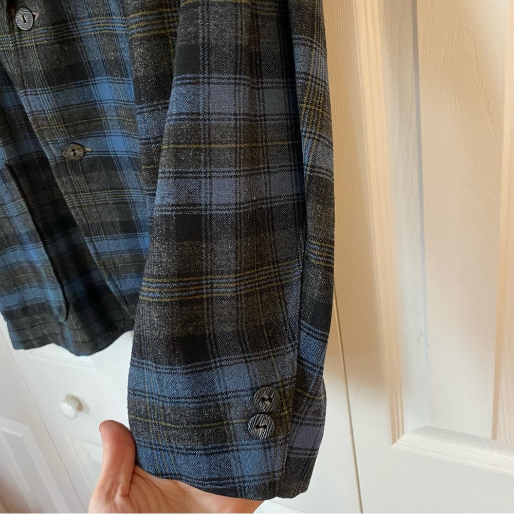 Pendleton VTG Shirt Jacket Button Up 100% Virgin Wool Men Blue Plaid L READ - Picture 5 of 6
